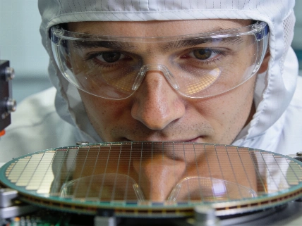 Infineon Technologies erhält neue Kaufempfehlung nach starkem KI-Chipwachstum Glocalist Press