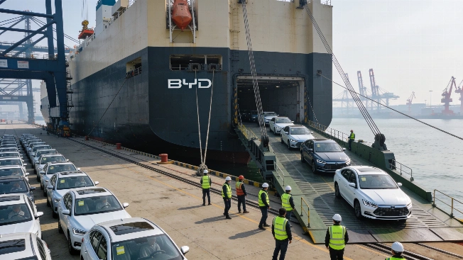 BYD plant massive Steigerung der Fahrzeugexporte bis 2027 Glocalist Press